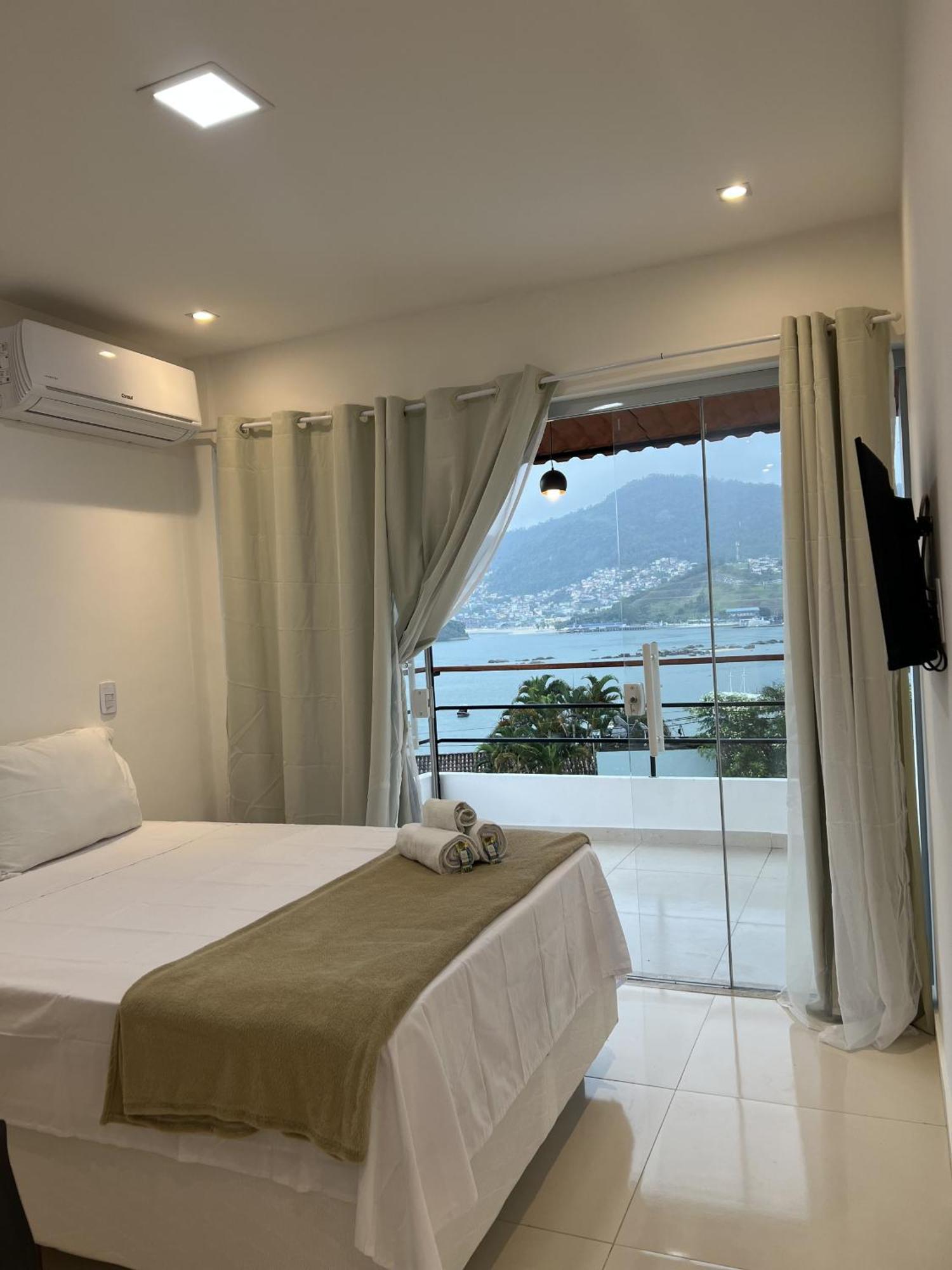 Apartamentos Com Vista Para O Mar - Mirante Do Marinas アングラドスレイス エクステリア 写真