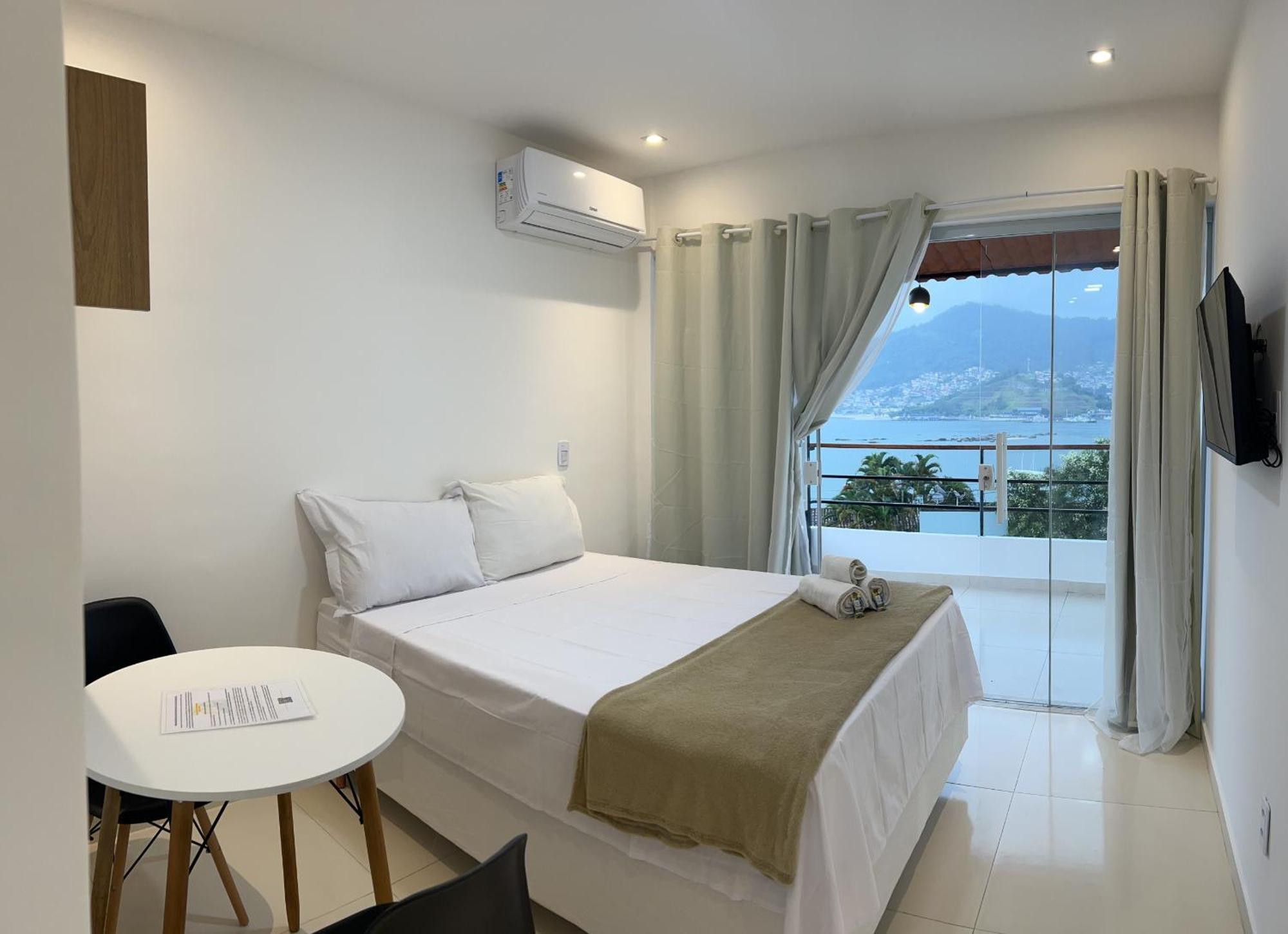 Apartamentos Com Vista Para O Mar - Mirante Do Marinas アングラドスレイス エクステリア 写真